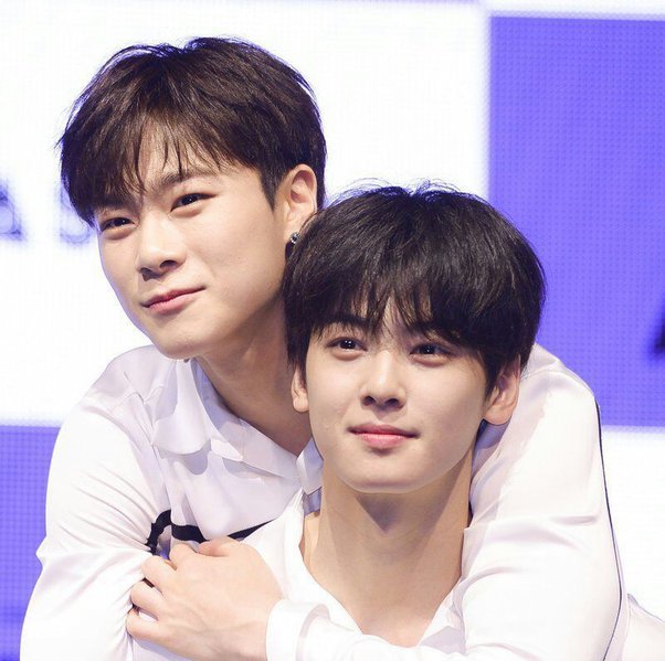 เปิดไทม์ไลน์!! ก่อน 'มุนบิน ASTRO' เสียชีวิต ด้าน 'ชาอึนอู' บินด่วนจากสหรัฐร่วมพิธีศพ