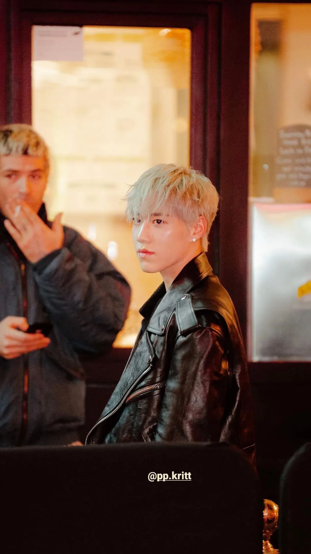 แซ่บยกกำลัง!! ‘ลิซ่า - พีพี’ อวดลุคเท่ห์เซ็กซี่ ร่วมชมแฟชั่นโชว์ CELINE ที่ปารีส แซ่บยกกำลัง!! ‘ลิซ่า - พีพี’ อวดลุคเท่ห์เซ็กซี่ ร่วมชมแฟชั่นโชว์ CELINE ที่ปารีส