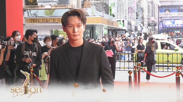 ไอซ์ซึ ชิงนักแสดงนำชายยอดเยี่ยม ทุ่มสุดตัวเพื่องานแสดง  (มีคลิป)