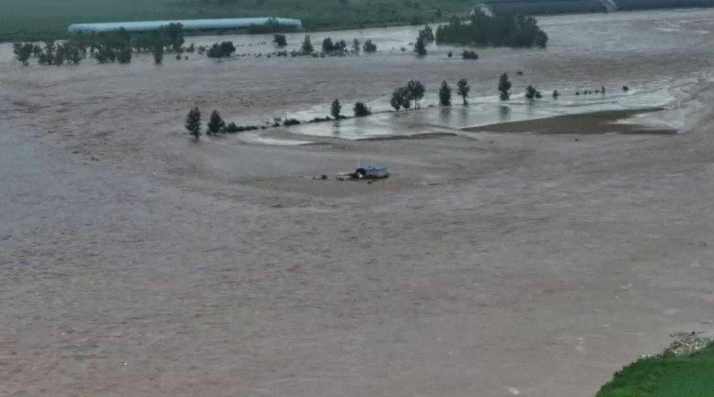 ฝนตกหนัก! เปิดภาพน้ำท่วมใหญ่ในจีน อพยพประชาชนกว่า 7,000 คน