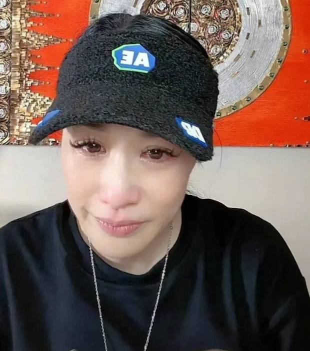 ทำไมต้องบูลลี่?!! ‘คริสตี้ ชุง’ ปล่อยโฮกลางไลฟ์สด หลังชาวเน็ตล้อรูปร่างไม่หยุด