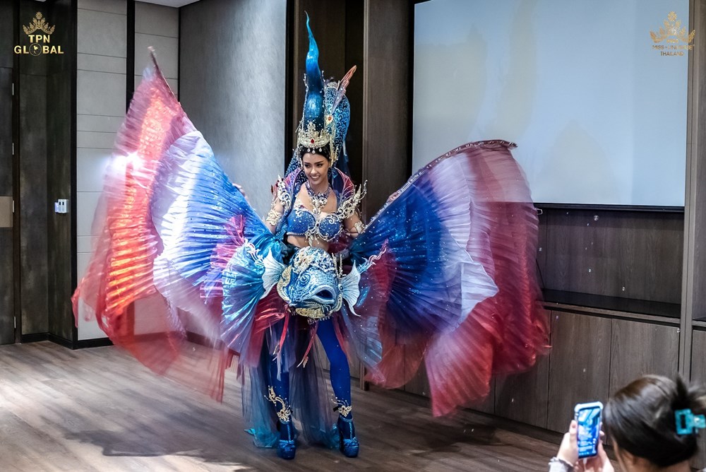 เวทีขาอ่อนระอุ หลังชุดประจำชาติปลากัด เวทีขาอ่อนระอุ หลังชุดประจำชาติปลากัด