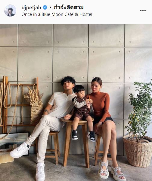 โมเมนต์อบอุ่น นิวเคลียร์ พาลูกชายกราบเท้าพ่อ เพชรจ้า สุดหัวใจ