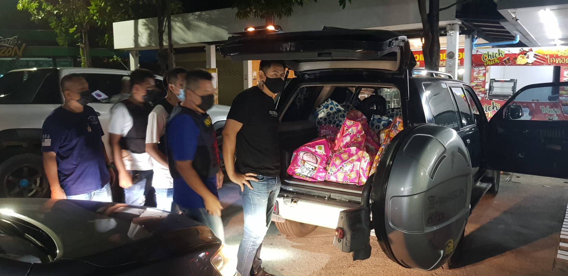 รวบคาปั้ม! ขนยาบ้า 2 ล้านเม็ด จากปากน้ำส่งเครือข่ายที่กระบี่ รวบคาปั้ม! ขนยาบ้า 2 ล้านเม็ด จากปากน้ำส่งเครือข่ายที่กระบี่