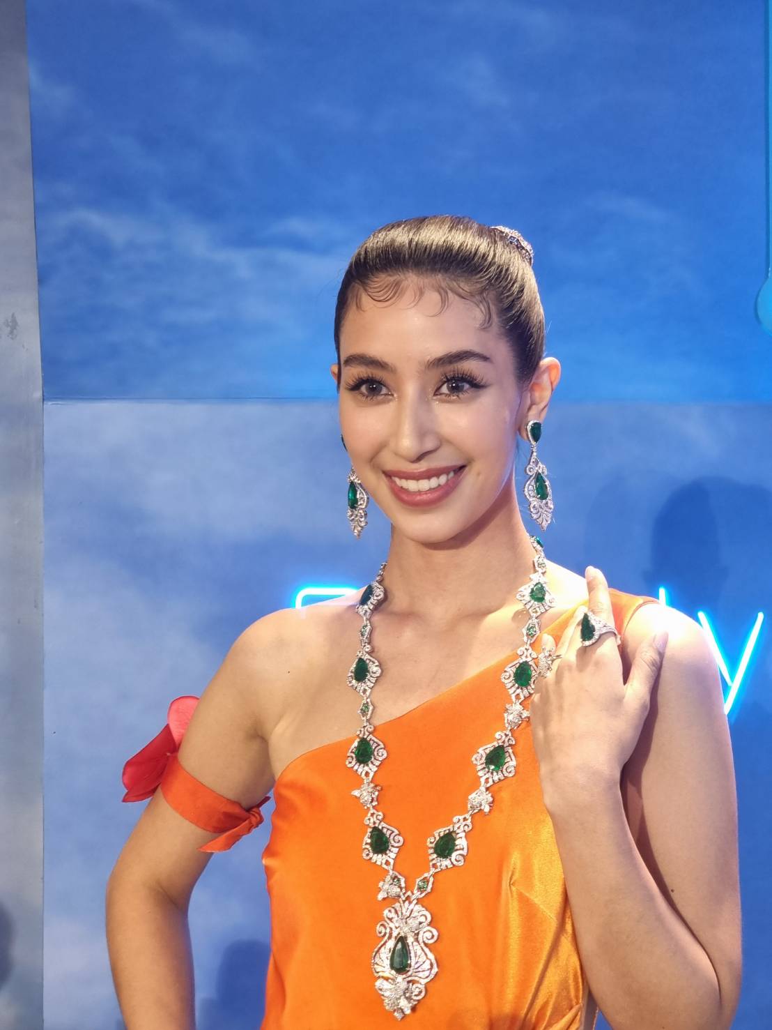 มิ้นต์ ชาลิดา ตอบดราม่า แอฟ ร่วมทานข้าวกับครอบครัว สงกรานต์ หลังมีข่าวเลิก แมท มิ้นต์ ชาลิดา ตอบดราม่า แอฟ ร่วมทานข้าวกับครอบครัว สงกรานต์ หลังมีข่าวเลิก แมท