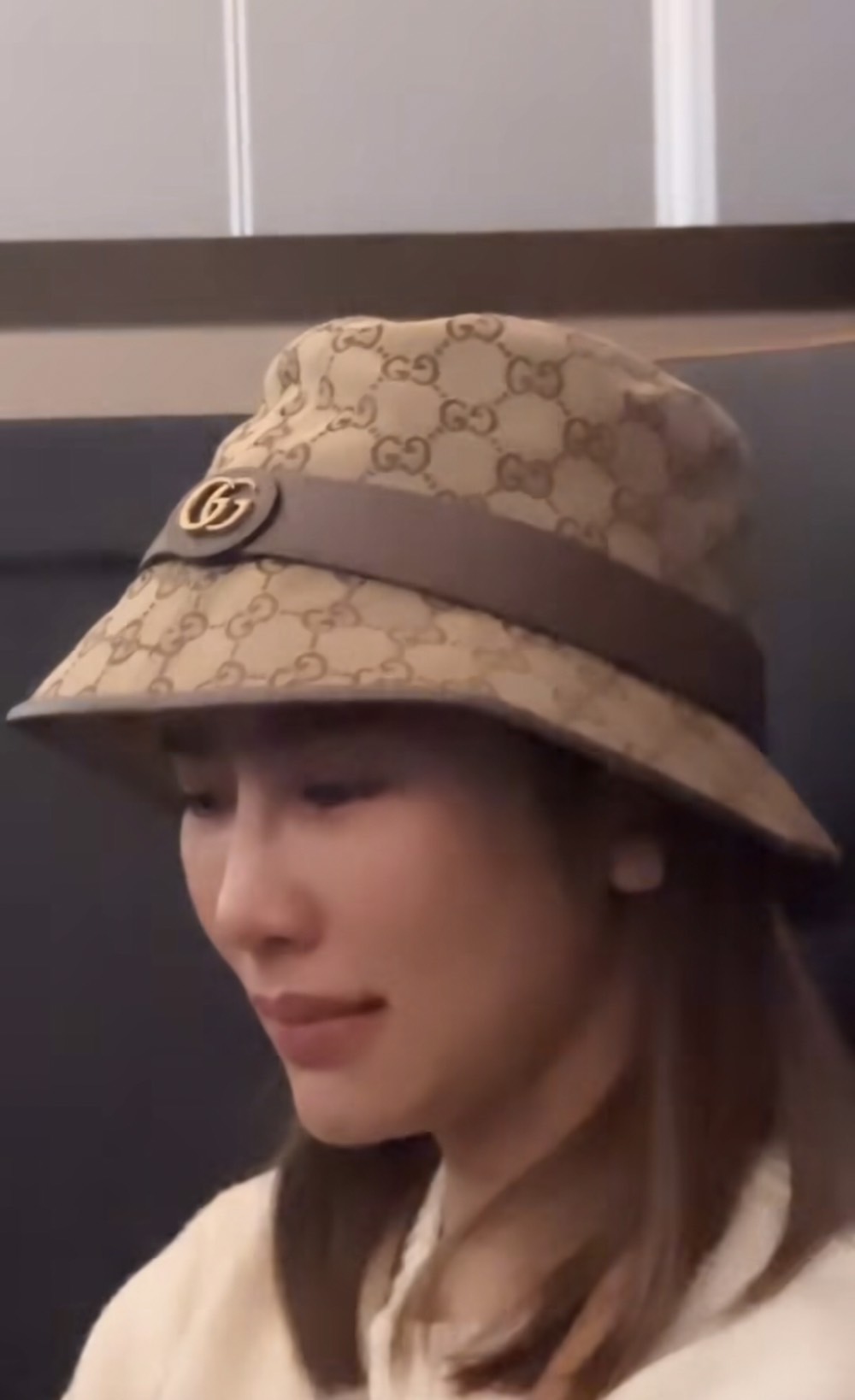 โต๋ ศักดิ์สิทธิ์ แอบถ่ายแฟนสาวนั้งร้องไห้ ! พร้อมเผย ด้วยเหตุผลนี้ 