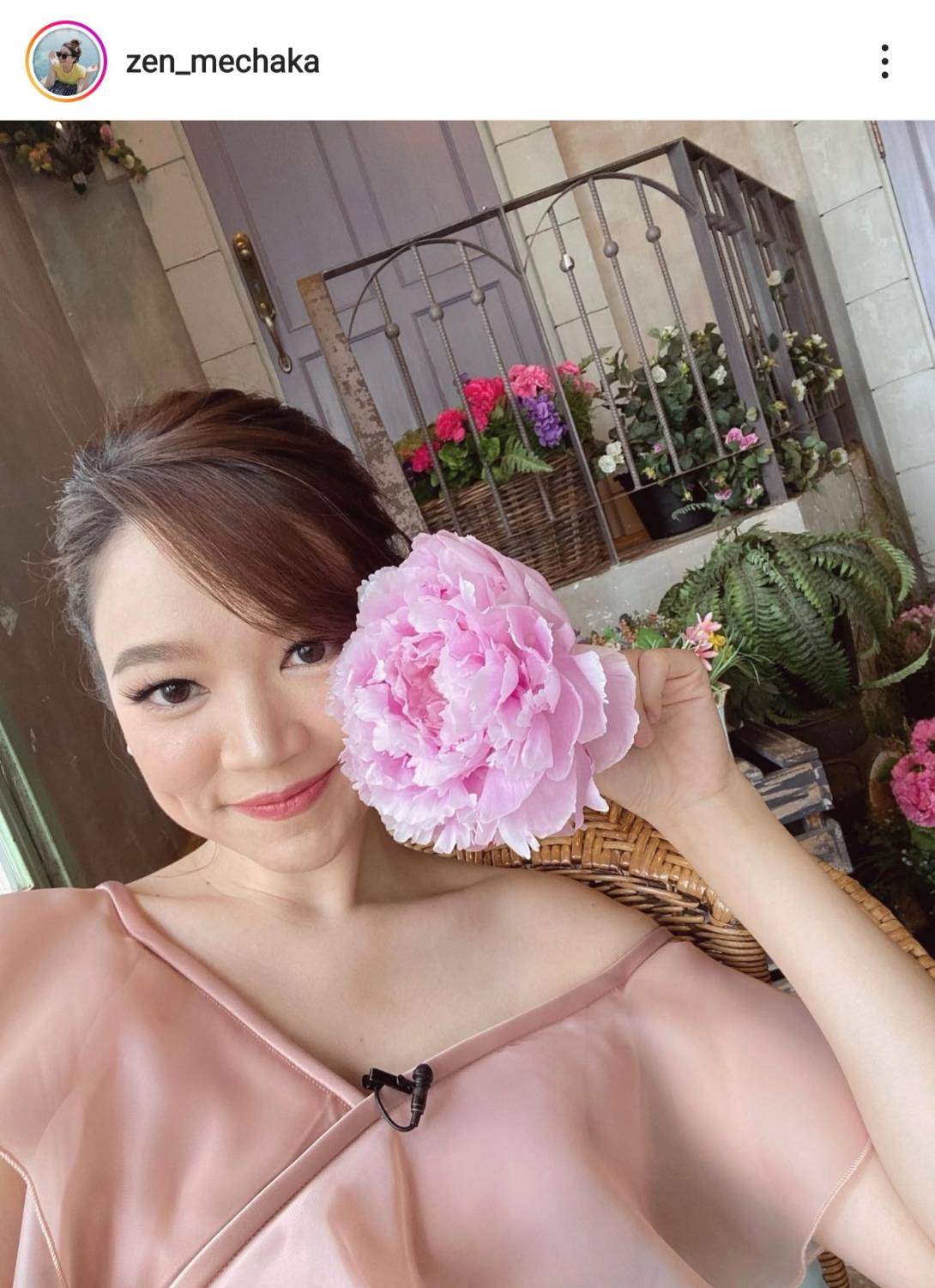 เปิดวาร์ป เซน เมจกา สาวสวยผู้ประกาศช่องดัง ดีกรีไม่ธรรมดา หวานใจ ต้น อาชว์ เปิดวาร์ป เซน เมจกา สาวสวยผู้ประกาศช่องดัง ดีกรีไม่ธรรมดา หวานใจ ต้น อาชว์