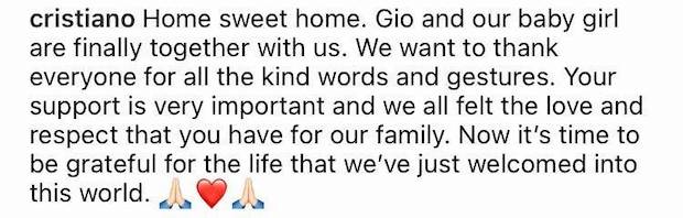 ภาพแรกหลังมรสุม!! ‘คริสเตียโน่ โรนัลโด้’ เผยภาพครอบครัวหลังเสียแฝดชายแรกคลอด ภาพแรกหลังมรสุม!! ‘คริสเตียโน่ โรนัลโด้’ เผยภาพครอบครัวหลังเสียแฝดชายแรกคลอด