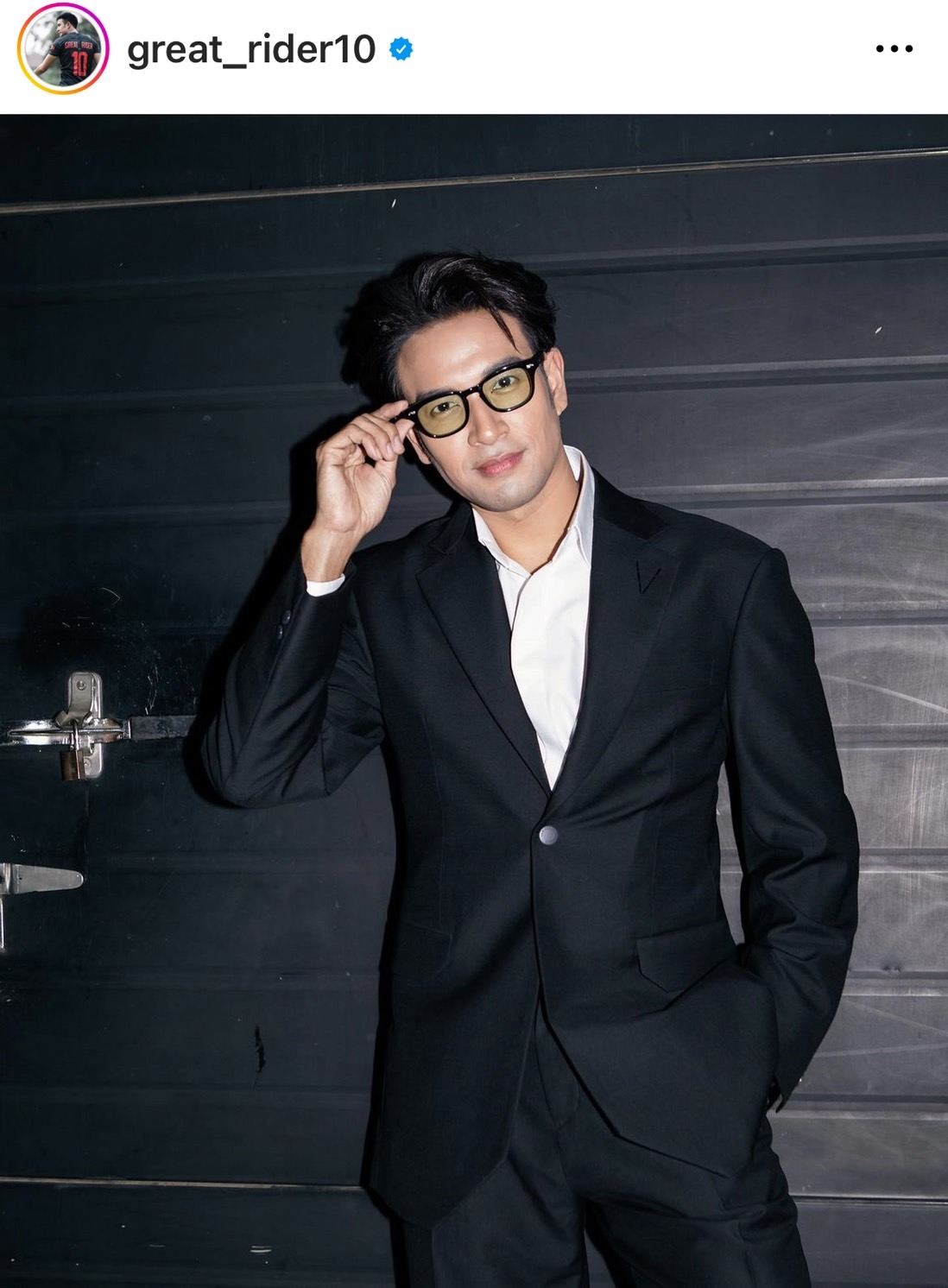 ทำความรู้จัก วันคนโสด 11.11 พร้อมส่องภาพ หนุ่ม - สาว คนบันเทิง!!