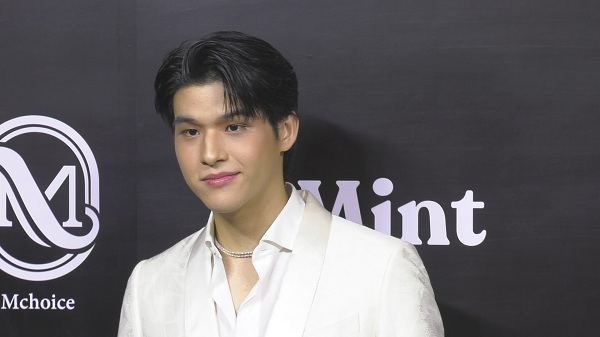 คัมแบคกร้าวใจ..สกาย ลุคค์ใหม่หล่อล่ำ  อ้อนฝากหนัง OMG รักจังวะผิดจังหวะ (มีคลิป) 