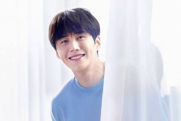 ใกล้คัมแบ็กเต็มที!! เผยโปสเตอร์ผลงานละครเวทีของ ‘คิมซอนโฮ’