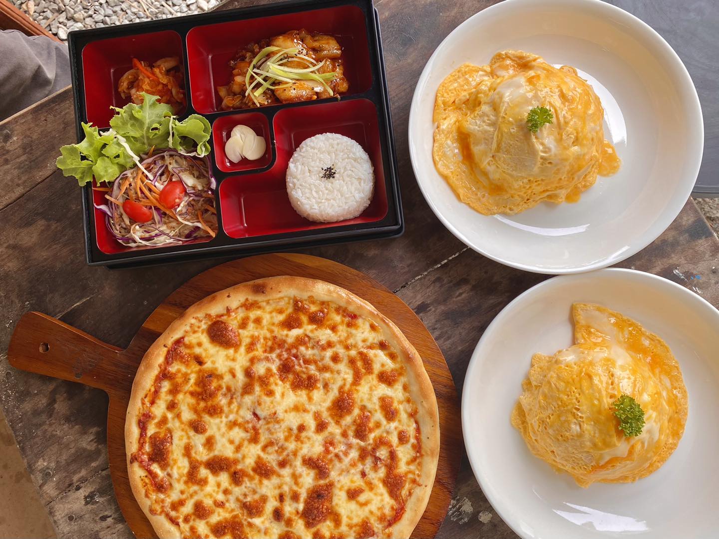 5 ร้านอาหารสกลนคร อาหารอร่อย บรรยากาศดี วันหยุดนี้ต้องไปลอง! 5 ร้านอาหารสกลนคร อาหารอร่อย บรรยากาศดี วันหยุดนี้ต้องไปลอง!