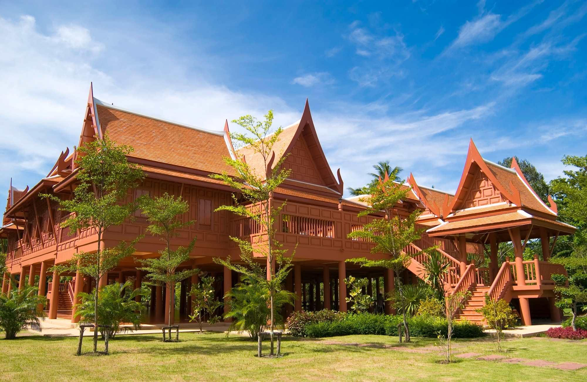 7 ที่เที่ยวสมุทรสงคราม 2565 เดินชิวเที่ยวตลาดน้ำ พร้อมนมัสการหลวงพ่อบ้านแหลม