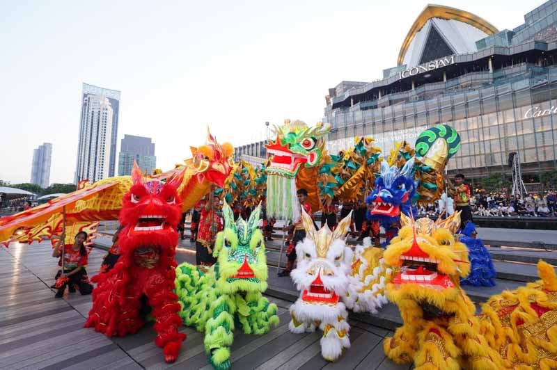 ตรุษจีนไอคอนสยาม ครบรสทั้ง กิน-เที่ยว-ช็อป สักการะเทพเจ้าเปลี่ยนใจ ตรุษจีนไอคอนสยาม ครบรสทั้ง กิน-เที่ยว-ช็อป สักการะเทพเจ้าเปลี่ยนใจ