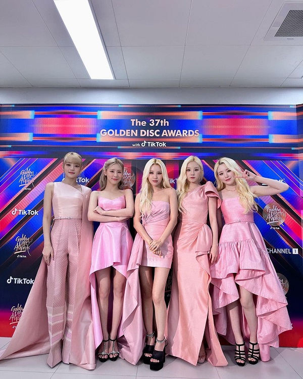 “หมู อาซาว่า” ดีใจ ได้ออกแบบชุดผ้าไทยให้ (G)I-DLE (มีคลิป)