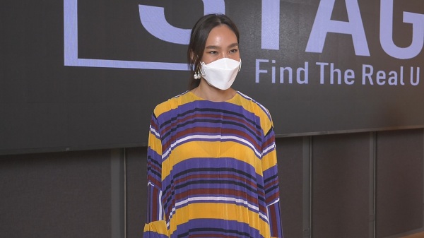 ตุ๊ก ชนกวนันท์ สุดปลื้ม น้องภูมิ แข่งขี่ม้าจนได้รางวัล (มีคลิป)    