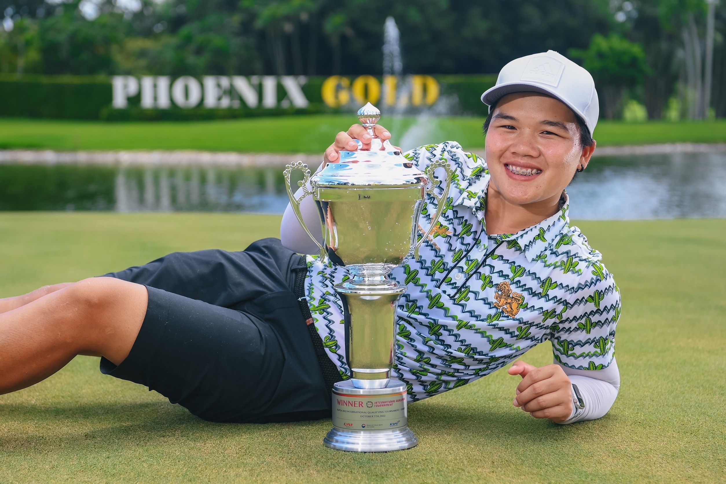 'กุสุมา มีชัย' คว้าแชมป์กอล์ฟหญิง 'ควอลิฟายอิ้งฟีนิกซ์โกลด์' ได้ตั๋วลุยKLPGAแชมเปี้ยนชิพ2023 'กุสุมา มีชัย' คว้าแชมป์กอล์ฟหญิง 'ควอลิฟายอิ้งฟีนิกซ์โกลด์' ได้ตั๋วลุยKLPGAแชมเปี้ยนชิพ2023