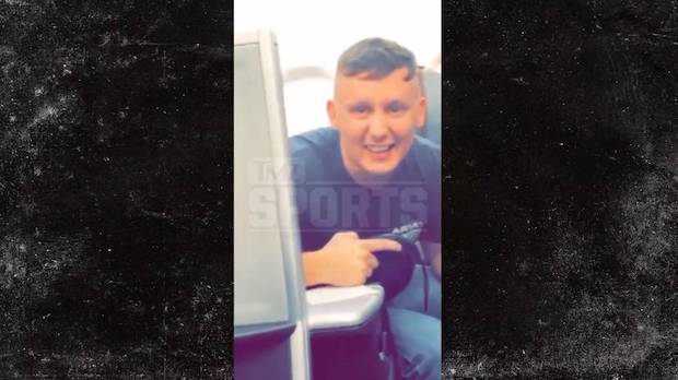 ไม่ถูกตั้งข้อหา!! หลัง ‘ไมค์ ไทสัน’ ชกเกรียนหนุ่มก่อกวนบนเครื่องบิน (มีคลิป) ไม่ถูกตั้งข้อหา!! หลัง ‘ไมค์ ไทสัน’ ชกเกรียนหนุ่มก่อกวนบนเครื่องบิน (มีคลิป)