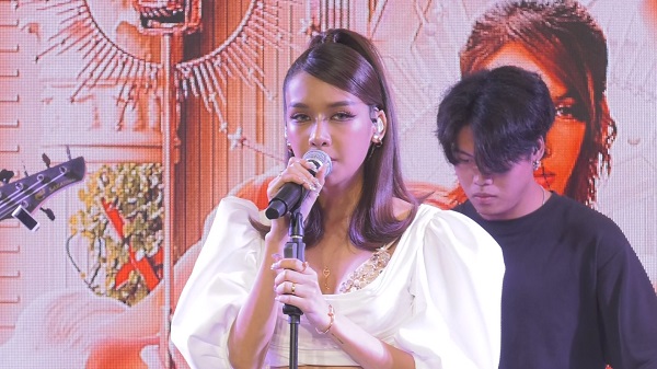 “Bowkylion” เผย อย่าดราม่า หลังทวีตตอบชาวเน็ตที่บูลลี่เรื่องศัลยกรรม 