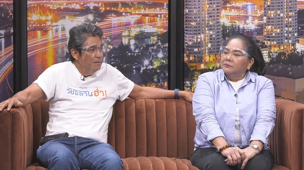 “เอ๋ ไพโรจน์ - จิ๋ม ลลนา” ดีใจกระแสหนัง “วัยอลวนฮ่า” แฟนคลับเหมาโรงดู (มีคลิป) “เอ๋ ไพโรจน์ - จิ๋ม ลลนา” ดีใจกระแสหนัง “วัยอลวนฮ่า” แฟนคลับเหมาโรงดู (มีคลิป)