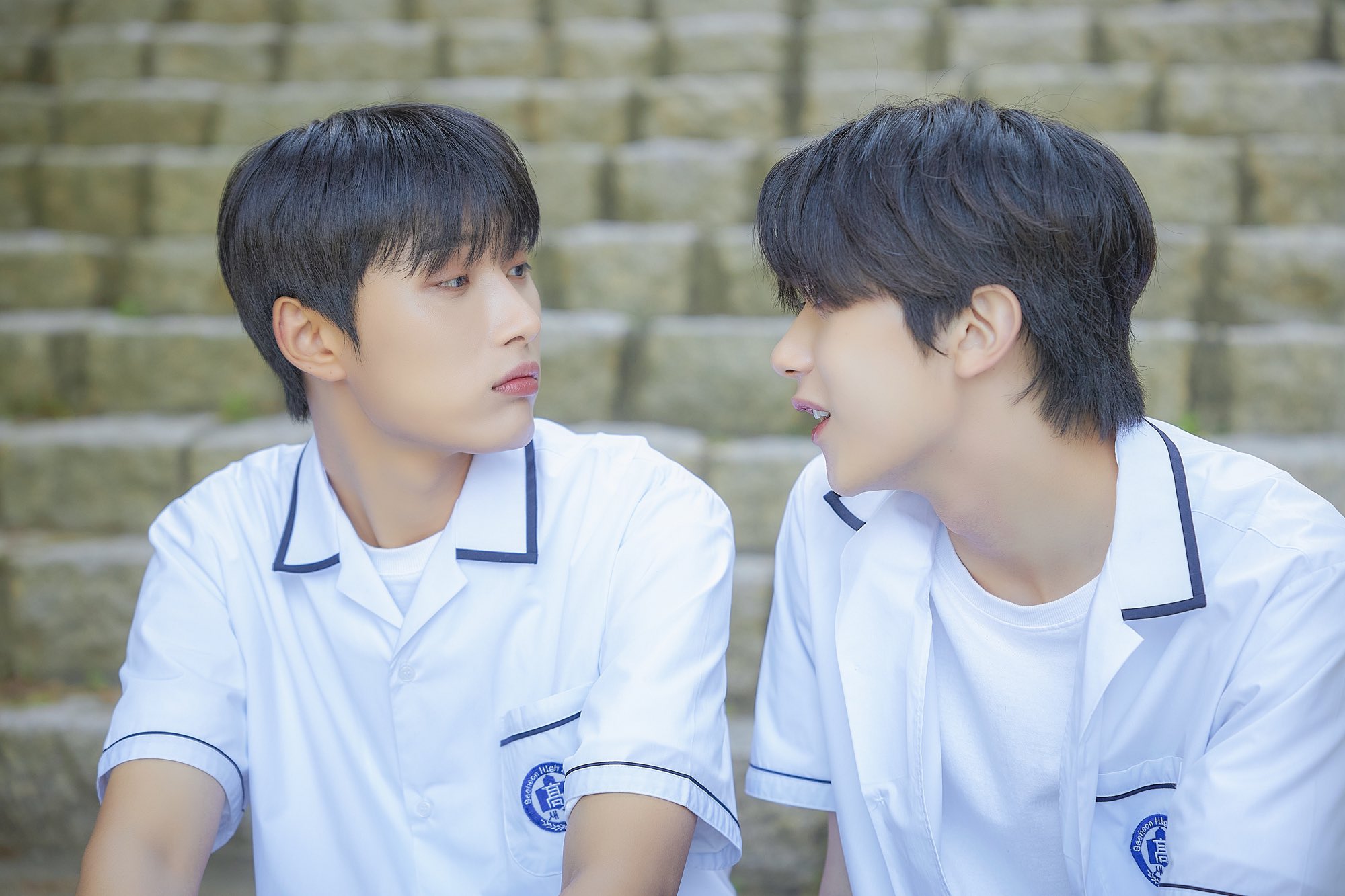 ซีรีส์วายเรื่องใหม่ “A Shoulder to Cry On ” แสดงโดยสองสมาชิกวง “OMEGA X” ซีรีส์วายเรื่องใหม่ “A Shoulder to Cry On ” แสดงโดยสองสมาชิกวง “OMEGA X”