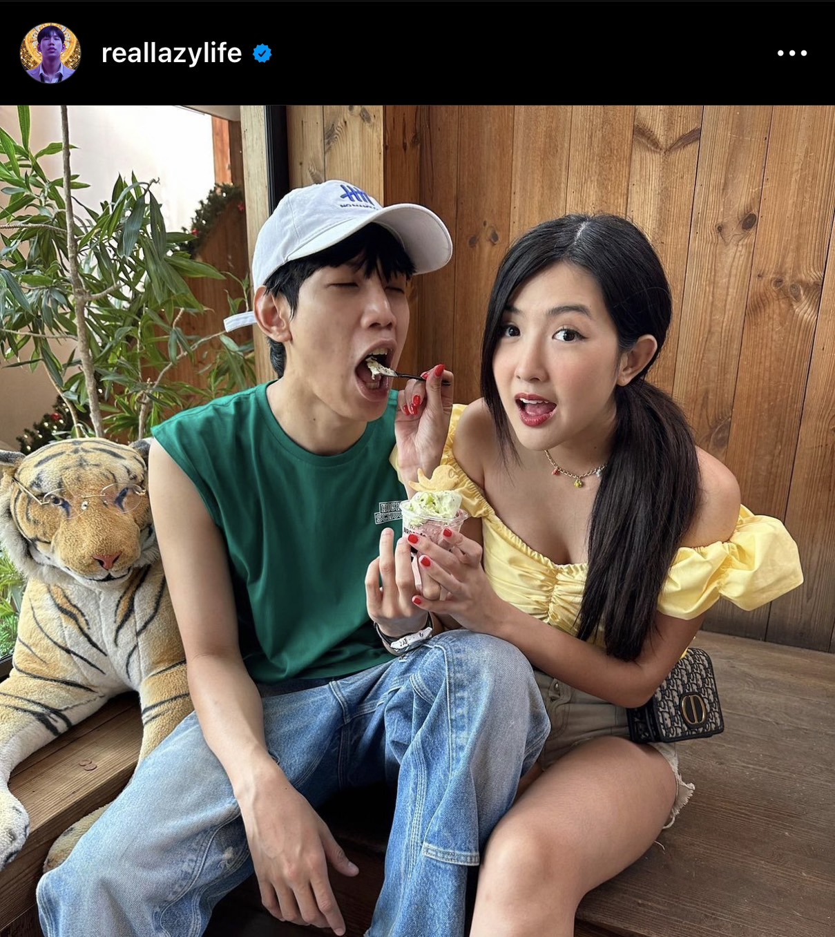 ท็อป Lazyloxy ปลอบใจสาว เบียร์ หลังถูกบูลลี่ เผยเขาน่ารักที่สุดสำหรับผม ท็อป Lazyloxy ปลอบใจสาว เบียร์ หลังถูกบูลลี่ เผยเขาน่ารักที่สุดสำหรับผม