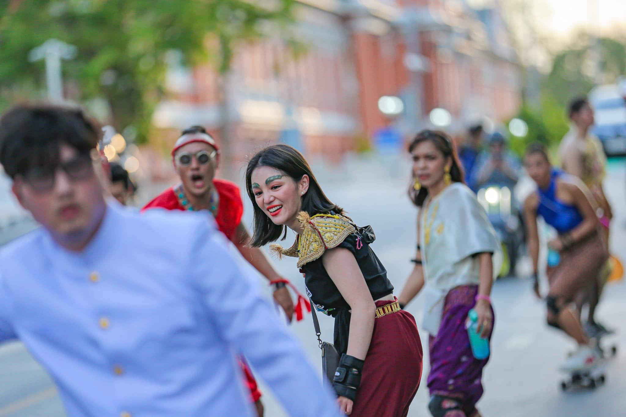 'มาดามเดียร์' แจงแล้ว! ดราม่า 'รัตนโกเซิร์ฟ' ทำไมไม่ใส่แมสก์ป้องกันโควิด 'มาดามเดียร์' แจงแล้ว! ดราม่า 'รัตนโกเซิร์ฟ' ทำไมไม่ใส่แมสก์ป้องกันโควิด