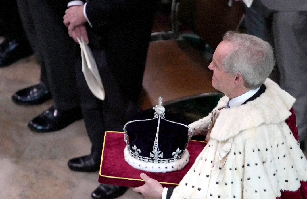  บรรยากาศพระราชพิธีบรมราชาภิเษก “สมเด็จพระเจ้าชาลส์ที่ 3” [มีคลิป] 