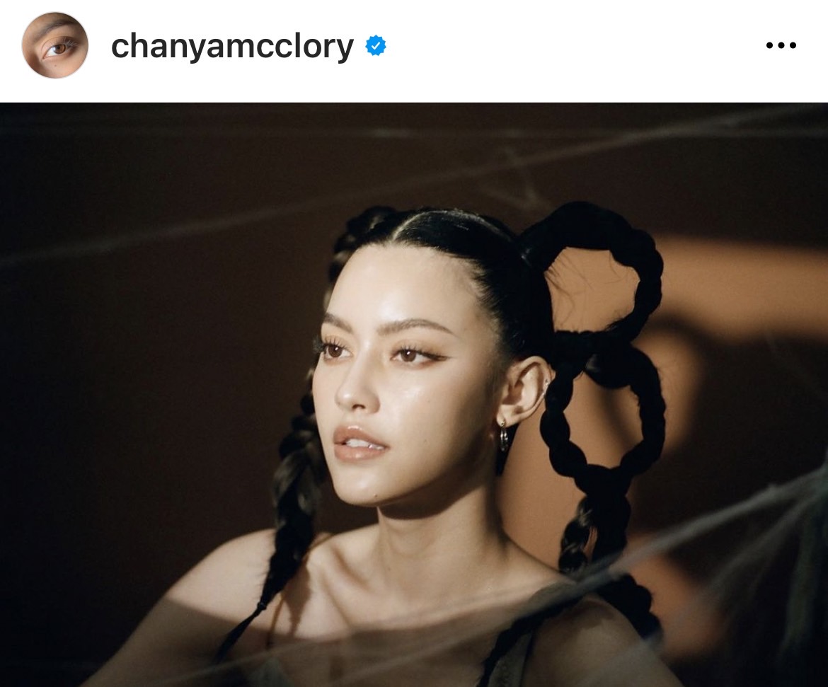 โซเชียลร้อนอีกรอบ!  เพื่อน นิ้ง ชัญญ่า ลงไอจีสตอรี่หย่อนภาพนี้?? 