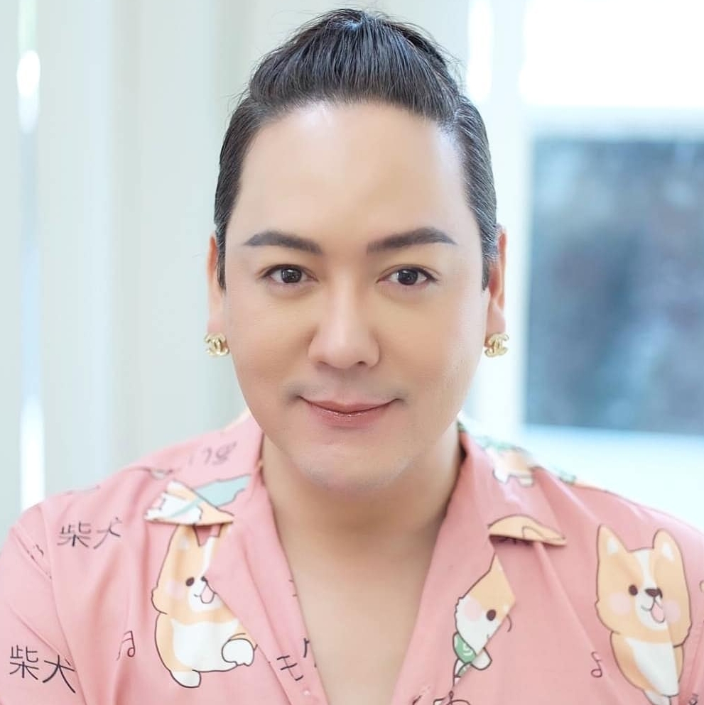 โก้ ธีรศักดิ์ เป็นคนชี้เบาะแสตามตัวคนขโมยกระเป๋า เอ ศุภชัย เผย ได้คืนแล้ว 6 ใบ โก้ ธีรศักดิ์ เป็นคนชี้เบาะแสตามตัวคนขโมยกระเป๋า เอ ศุภชัย เผย ได้คืนแล้ว 6 ใบ