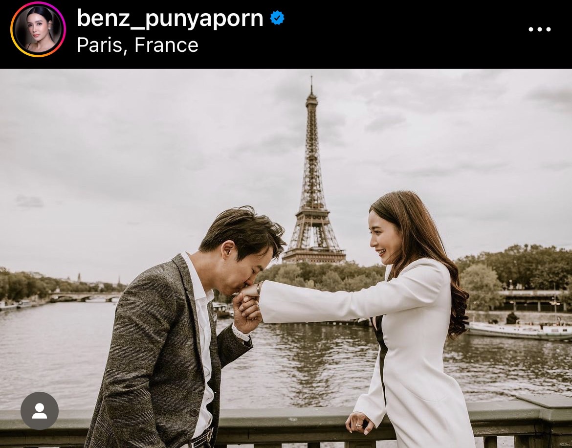 เตรียมสละโสด!! เบนซ์ ปุณยาพร ถูกแฟนหนุ่มคุกเข่าขอแต่งงาน