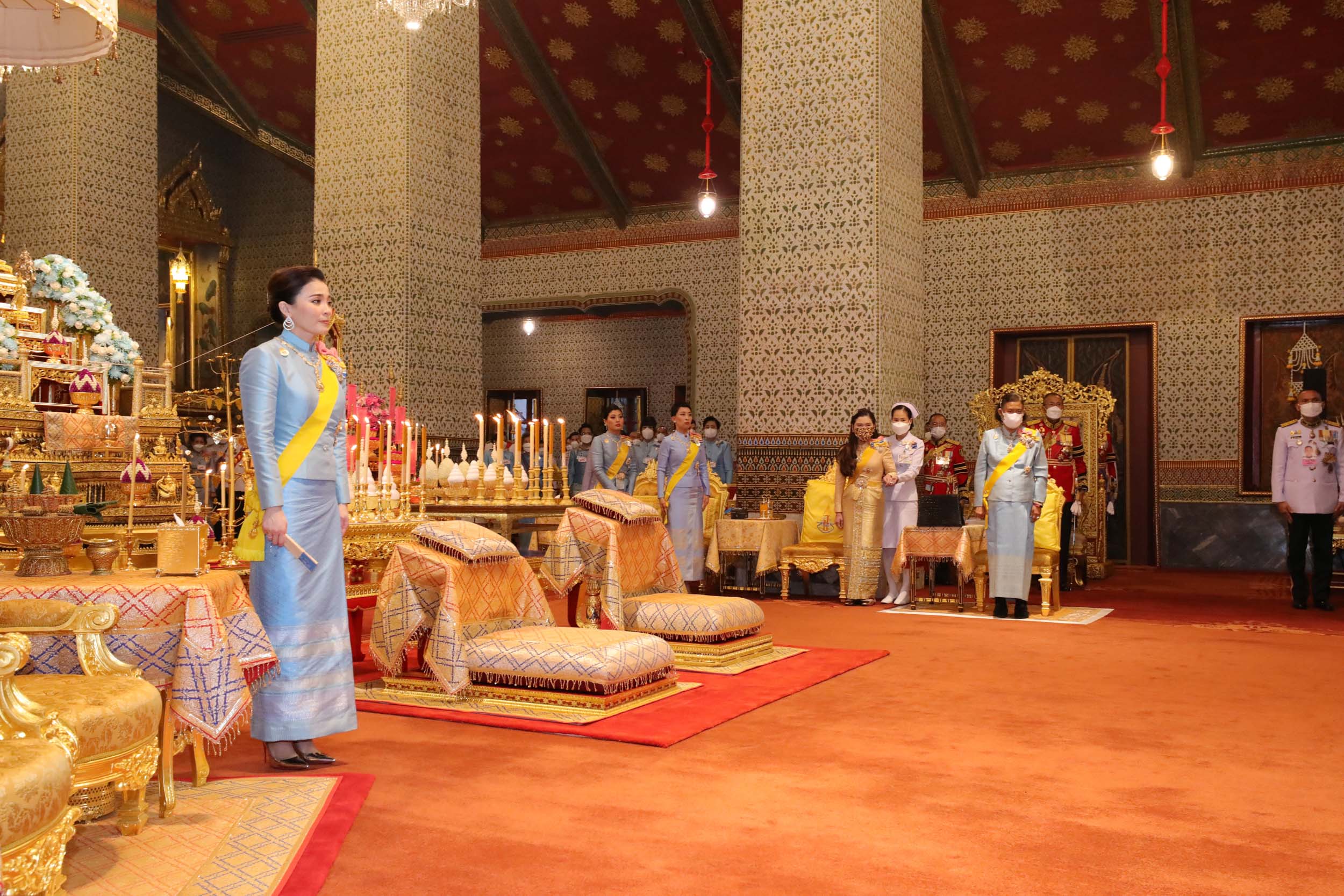 ในหลวง เสด็จฯพระราชพิธีมหามงคลเฉลิมพระชนมพรรษา 90 พรรษา สมเด็จพระพันปีหลวง