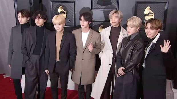 ลุ้นแพ็คคู่!! ‘ลิซ่า - โรเซ่ BLACKINK’ ชิง MAMA คนละ 3 รางวัล ลุ้นแพ็คคู่!! ‘ลิซ่า - โรเซ่ BLACKINK’ ชิง MAMA คนละ 3 รางวัล