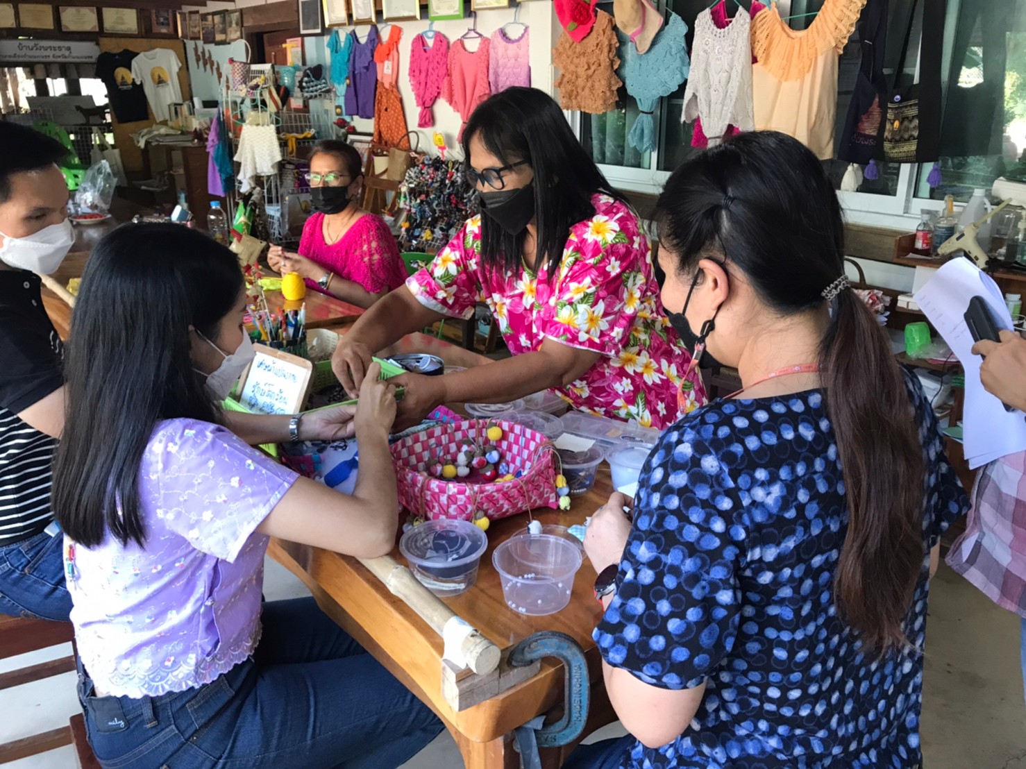 ชุมชนบ้านวังพระธาตุ กำแพงเพชร ปัน10 ประสบการณ์ให้นักท่องเที่ยว 