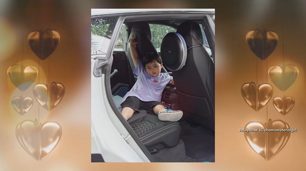 “น็อต” ทำเซอร์ไพรส์มอบรถยนต์หรูให้ “ชมพู่ อารยา” ในวันเกิด (มีคลิป) “น็อต” ทำเซอร์ไพรส์มอบรถยนต์หรูให้ “ชมพู่ อารยา” ในวันเกิด (มีคลิป)