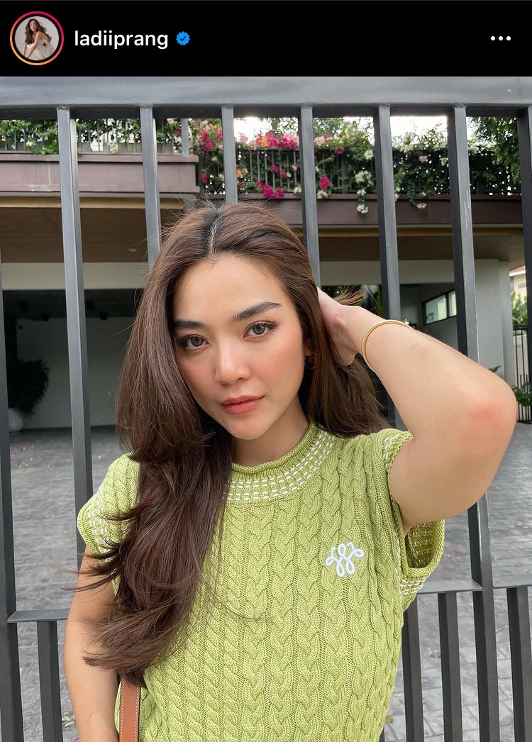 ปราง กัญญ์ณรัณ เข้ารักษาอาการป่วยแพ้ภูมิตัวเอง ตอนนี้หายดีแล้ว 90% หลังป่วยมา 6 เดือน ปราง กัญญ์ณรัณ เข้ารักษาอาการป่วยแพ้ภูมิตัวเอง ตอนนี้หายดีแล้ว 90% หลังป่วยมา 6 เดือน