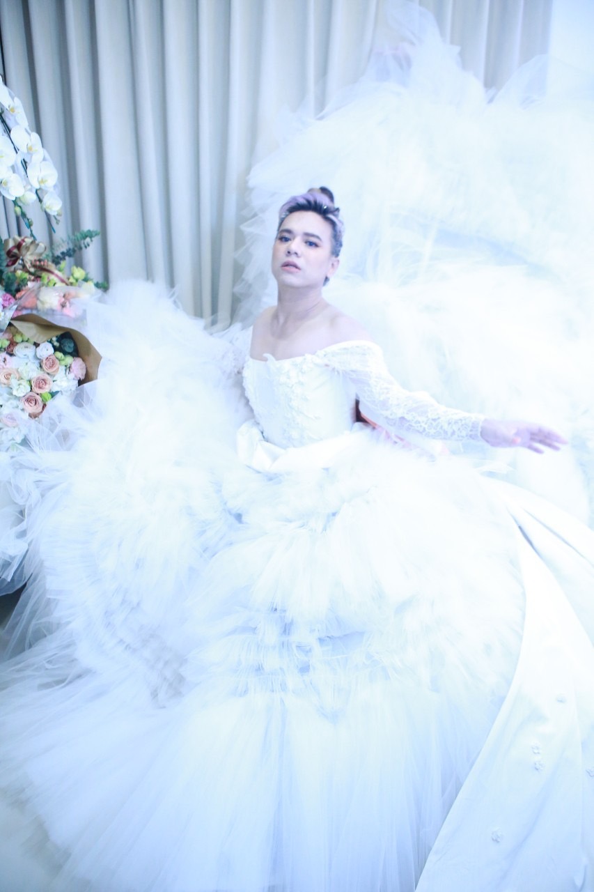 มาแล้วแม่ เปิดตัวสุดปัง! เอ ศุภชัย ดาราน้องใหม่ อยากเป็นเจ้าสาว?? มาแล้วแม่ เปิดตัวสุดปัง! เอ ศุภชัย ดาราน้องใหม่ อยากเป็นเจ้าสาว??