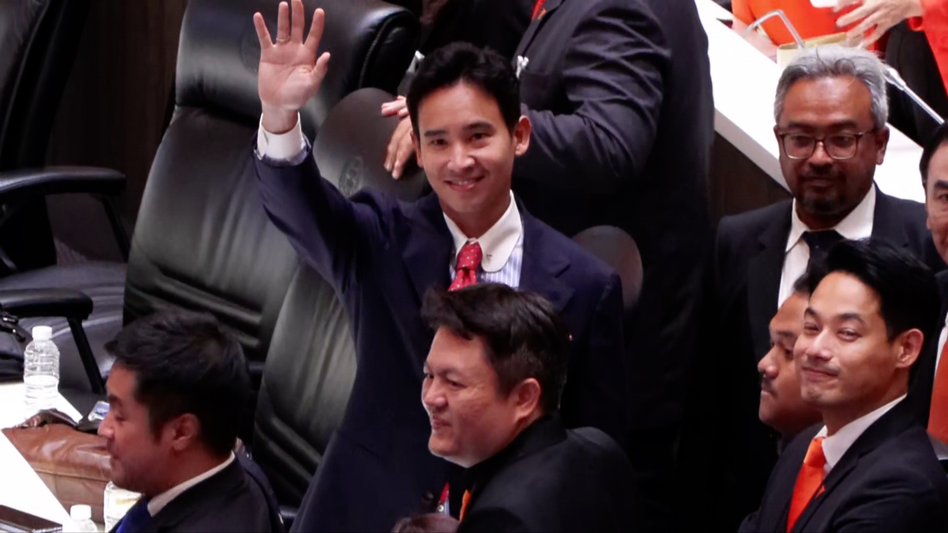 ย้อนไทม์ไลน์การเมืองไทย กว่าจะได้ “ครม.เศรษฐา 1” ย้อนไทม์ไลน์การเมืองไทย กว่าจะได้ “ครม.เศรษฐา 1”