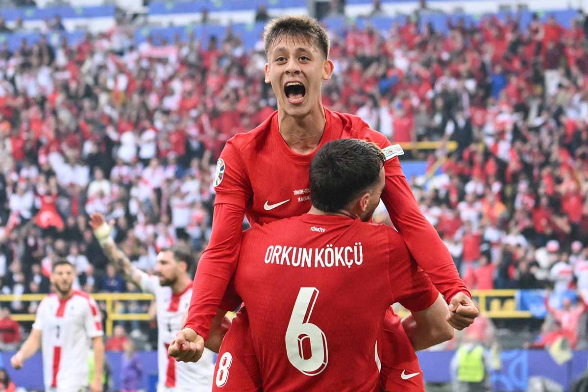 พรีวิว ฟุตบอลยูโร 2024 รอบ 8 ทีมสุดท้าย : เนเธอร์แลนด์ พบ ตุรกี พรีวิว ฟุตบอลยูโร 2024 รอบ 8 ทีมสุดท้าย : เนเธอร์แลนด์ พบ ตุรกี