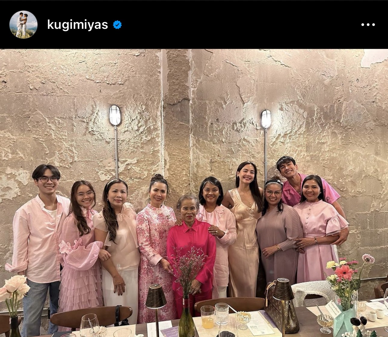 ณเดชน์-ญาญ่า เผยภาพ 2 ผู้มีพระคุณ ผู้อยู่เบื้องหลังความรักสุดหวานชื่น ณเดชน์-ญาญ่า เผยภาพ 2 ผู้มีพระคุณ ผู้อยู่เบื้องหลังความรักสุดหวานชื่น