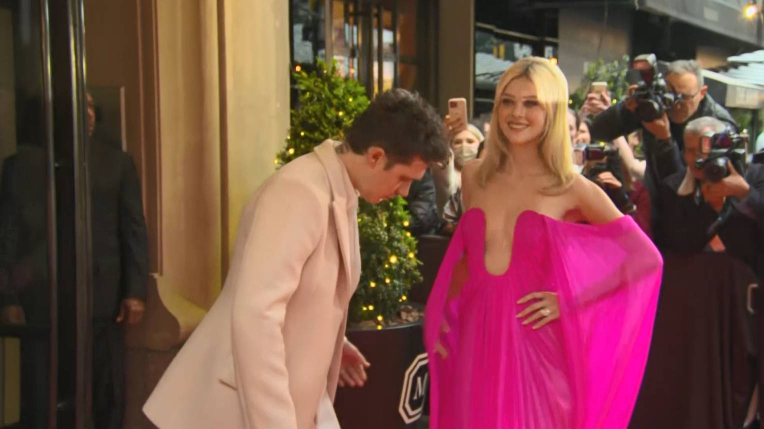 คิม คาร์เดเชียน นำทีมคนดังติดลิสต์แต่งตัวดีสุดงาน Met Gala ปี 2022