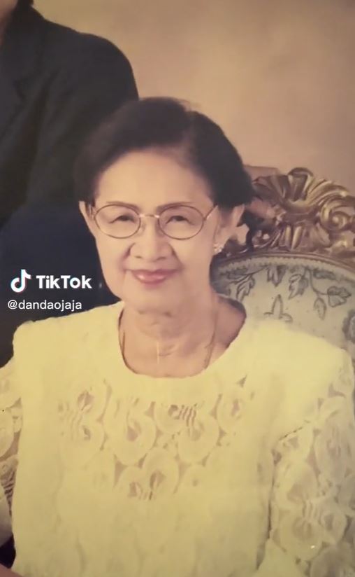 เปิดภาพล่าสุด คุณยายบรรเจิดศรี ยมาภัย  แฟนๆ แห่คอมเมนต์คิดถึงคุณยายมาก