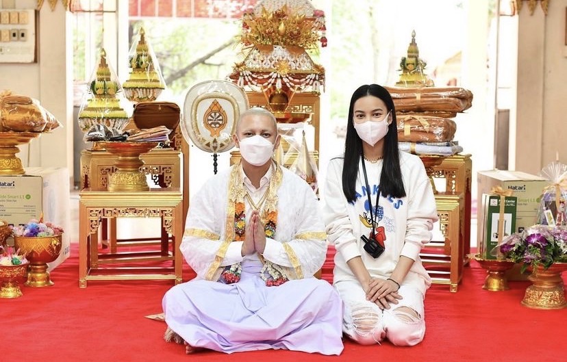 ธันวา สุริยจักร บวชแทนคุณพ่อแม่ กรีน อัษฎาพร-คนบันเทิงร่วมอนุโมทนาบุญ ธันวา สุริยจักร บวชแทนคุณพ่อแม่ กรีน อัษฎาพร-คนบันเทิงร่วมอนุโมทนาบุญ