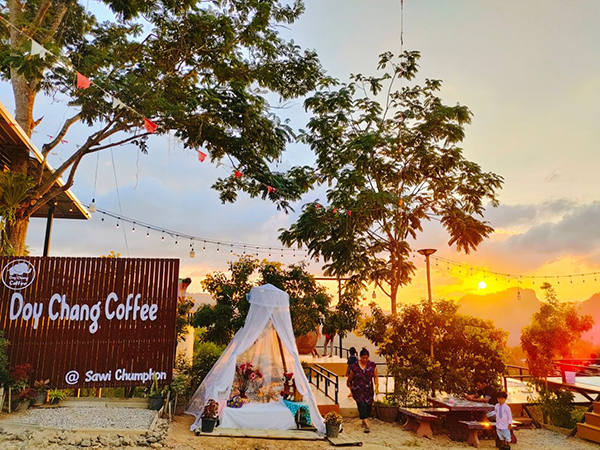 13 คาเฟ่ชุมพร กาแฟเด็ด วิวดีรับลมทะเล
