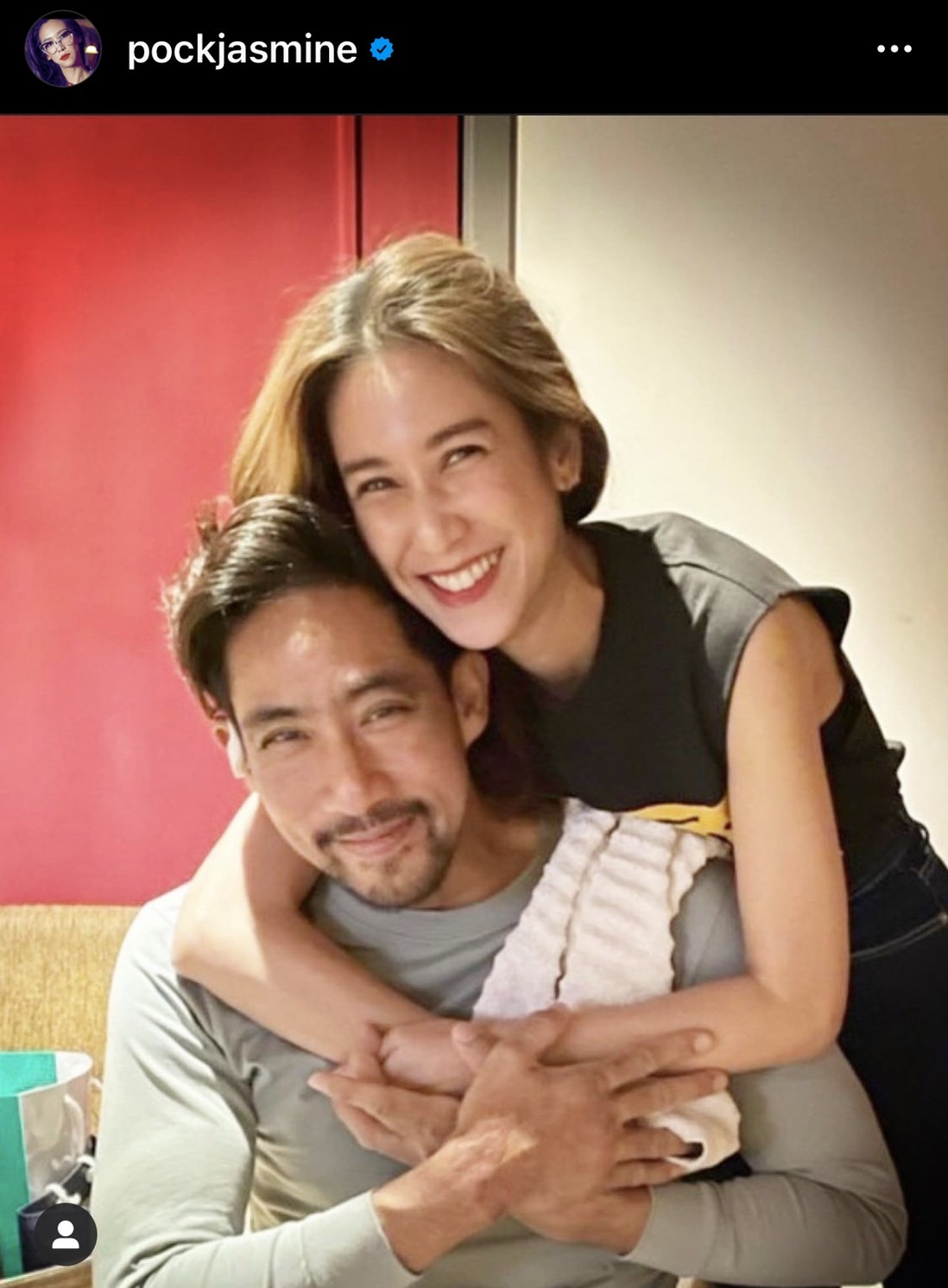 ตั๊ก นภัสรัญชน์ กับ ชีวิตคู่ 20 ปี สุดแฮปปี้ เผยสาเหตุไม่่มีลูก ลั่น ไม่กลัวภรรยา แค่ให้เกียรติ