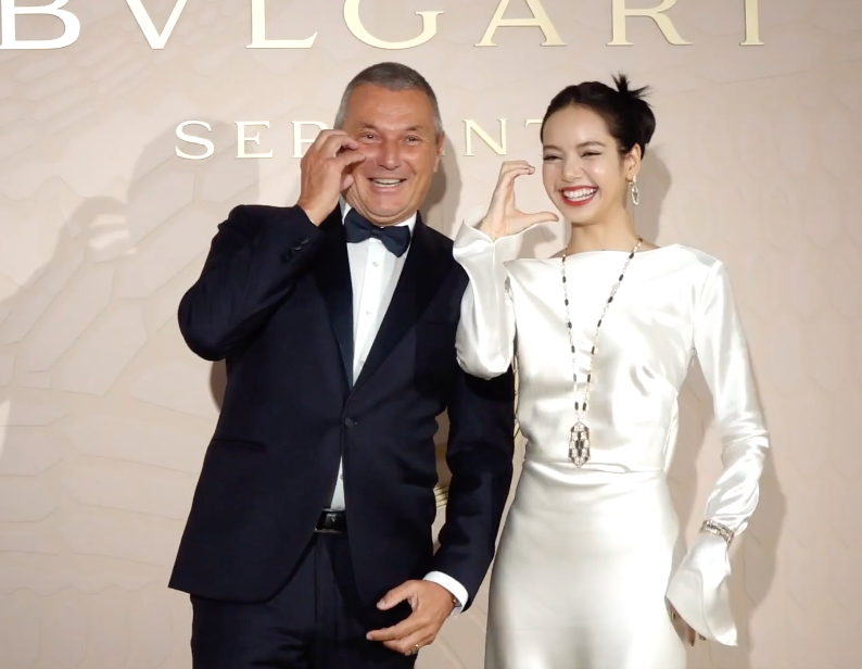 ยิ้มสยามสาดออร่า!! ‘ลิซ่า BLACKPINK’ สวยครองเทรนด์โลกในอีเวนต์ Bvlgari กรุงโซล