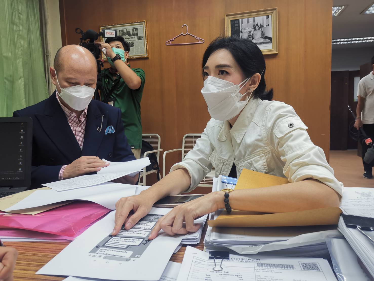 เอาผิด!! อดีตผู้จัดการ เฟี้ยว์ฟ้าว เรียกค่าเสียหาย 7 หลัก