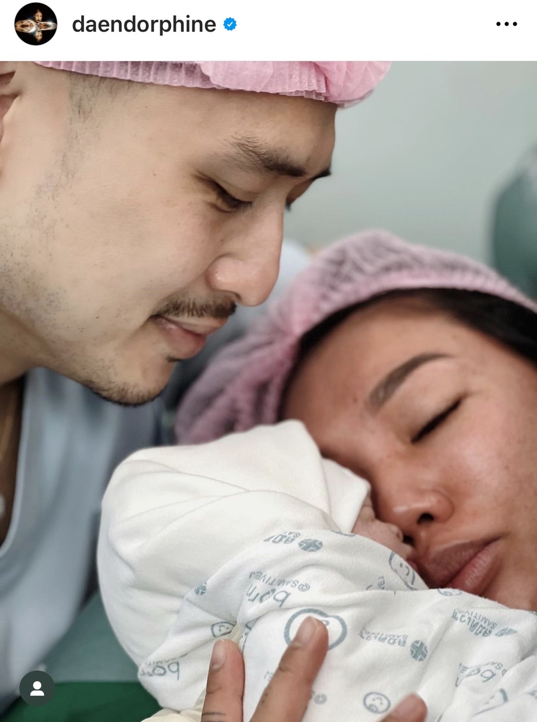 ดา เอ็นโดรฟิน คลอดลูกชายคนแรก เดนนิส เฮลั่น!! ดูแลไม่ห่าง ดา เอ็นโดรฟิน คลอดลูกชายคนแรก เดนนิส เฮลั่น!! ดูแลไม่ห่าง