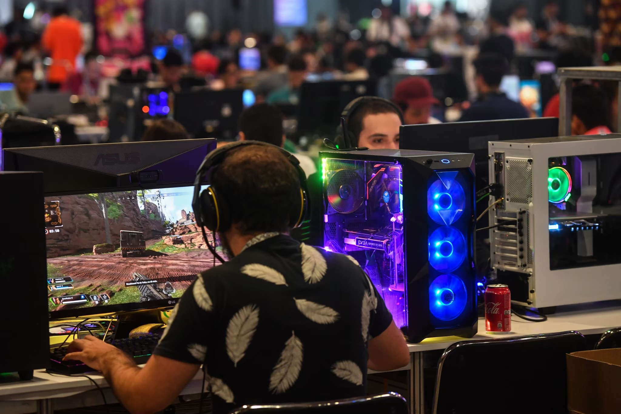 จีนลงดาบรอบใหม่ ลดชั่วโมงเล่นเกมส์ออนไลน์ของเยาวชน โดย ดร.ไพจิตร วิบูลย์ธนสาร จีนลงดาบรอบใหม่ ลดชั่วโมงเล่นเกมส์ออนไลน์ของเยาวชน โดย ดร.ไพจิตร วิบูลย์ธนสาร