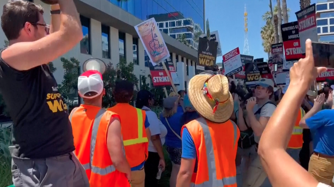 ดาราวอล์กเอาท์!! งานเปิดตัวหนัง Oppenheimer หลังมติหยุดงานประท้วง ฮอลลีวูดป่วนหนัก